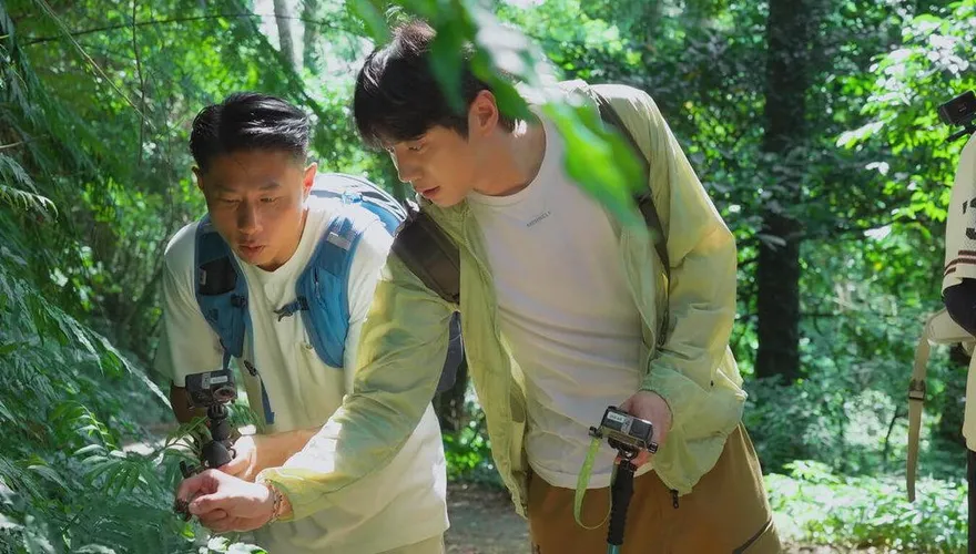 李濬榮來台挑戰出關古道！對山林大喊：顯伯公謝謝你