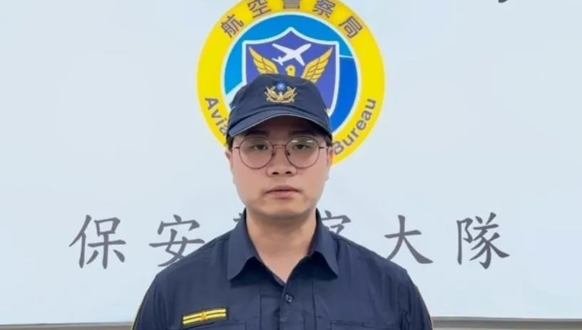 英籍男飛機上吸電子菸、騷擾空服員　桃機落地遭航警逮捕