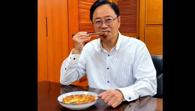 中華今對決南韓求一線生機　張善政吃韓式煎餅求好彩頭