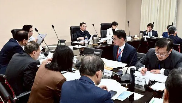 中東局勢及台股暴跌！政院召集5部會開會　4指標決定國安基金出手與否