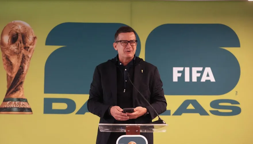 世足/全面禁帶水容器挨批搶錢　FIFA政策急轉彎了