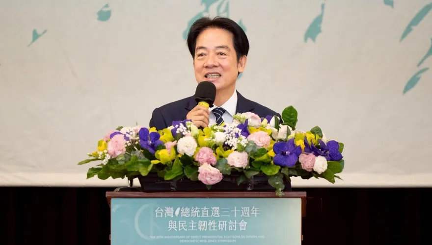 蔣萬安打爆賴清德！民進黨急了　綠議員急護航：國民黨治台「狗去豬來」