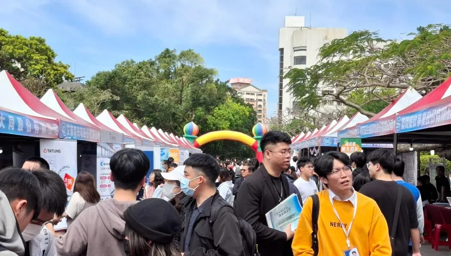 太空中心也來了！新北校園就博會淡江登場　3000職缺搶才