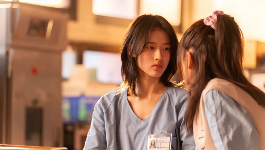 《陽光女子合唱團》票房破7.4億　何曼希跳ITZY辣舞慶祝