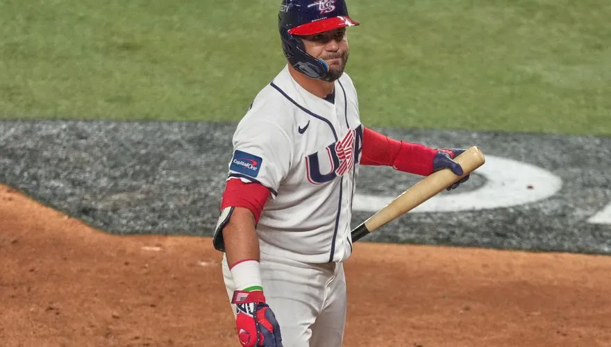 WBC/連兩屆都銀恨　史瓦伯臉臭摘下獎牌畫面曝光