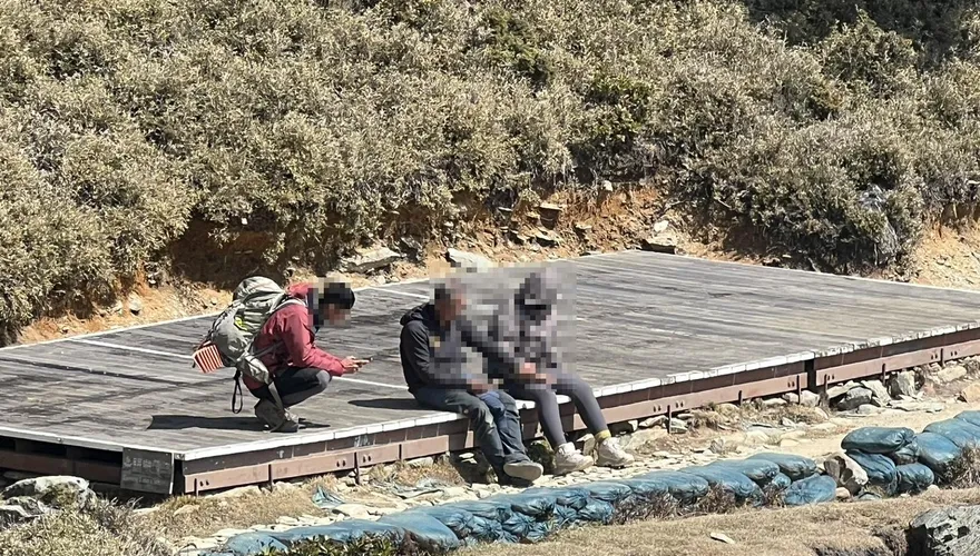 影/好消息！嘉明湖登山少女「嘔吐身體不適」成功獲救