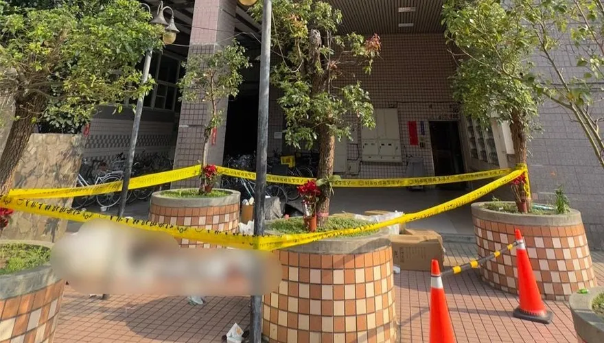 高處墜落地面！新莊9旬老婦墜樓亡　警方拉封鎖線調查