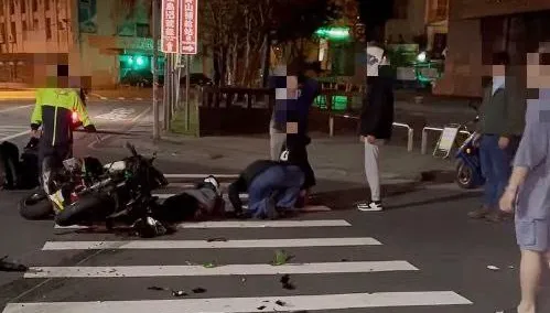八卦山腳下突傳巨響！2機車撞爛「1重創、1意識不清」