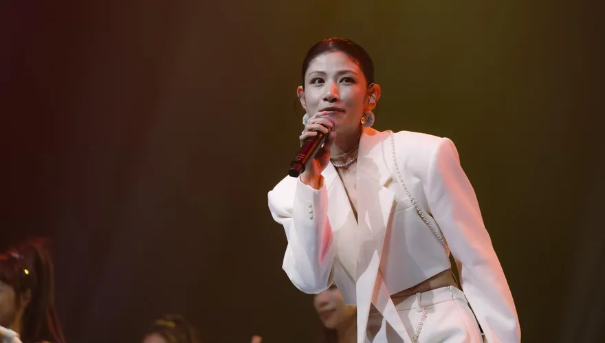 李千娜失言風波後激瘦露面　被爆「不缺錢」急澄清