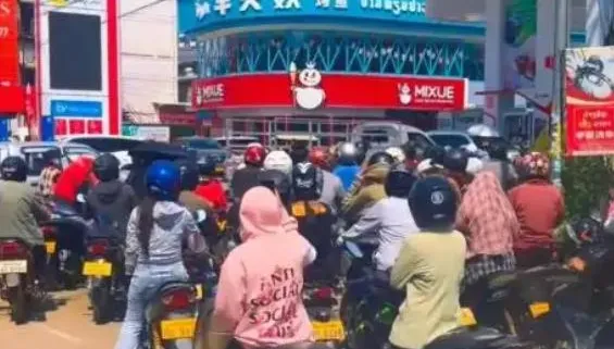 4成加油站停業！寮國油荒帶火陸電動機車　上千庫存15天售罄