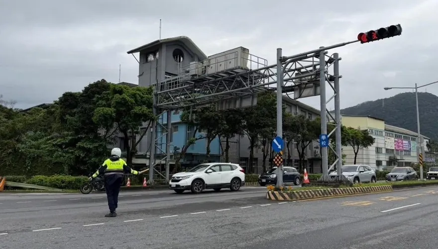 連假出遊必看！公路局點名「易塞路段」　車潮巔峰時段曝
