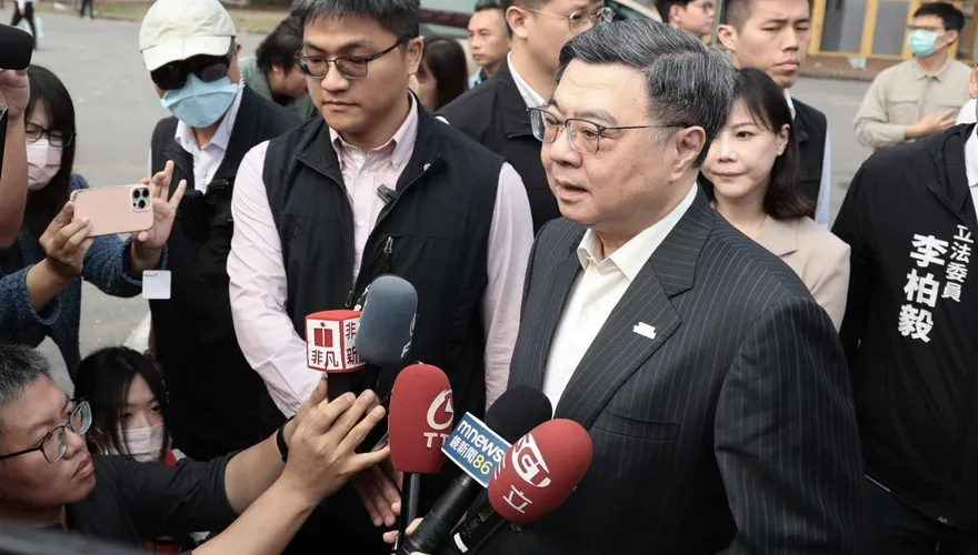 柯P稱賴清德出訪受阻搞不好很高興？　卓榮泰神回這句