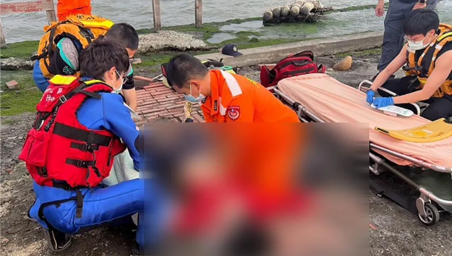 影/彰化王功大排女落水命危　海巡警消鬼門關搶命