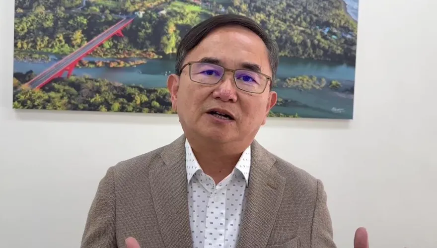 台東縣長選情震撼彈！傳英系大老陳明文出馬勸退劉櫂豪
