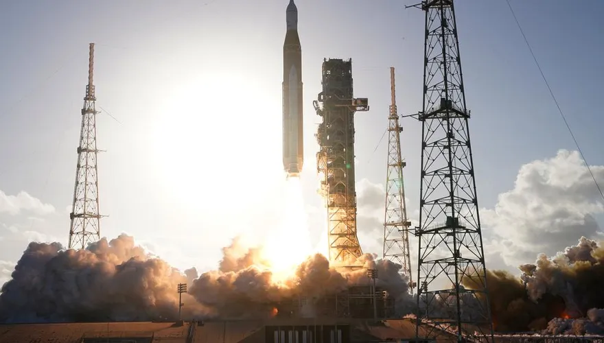 睽違53年重返月球！NASA阿提米絲二號升空　展開10天任務