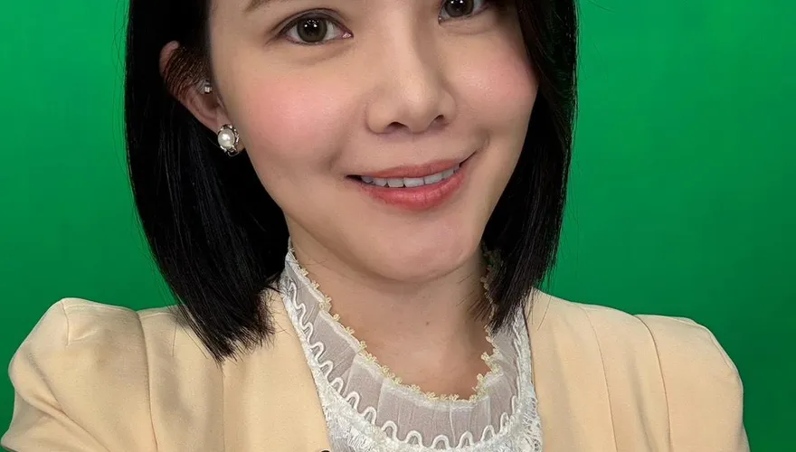 中天主播林佩潔甜曝婚後生活！「三機救婚姻」笑喊：還沒看膩