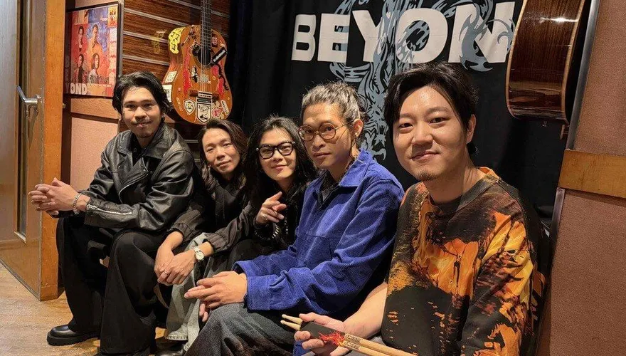 麋先生「朝聖Beyond錄音室」超震撼！驚喜收葉世榮鼓棍