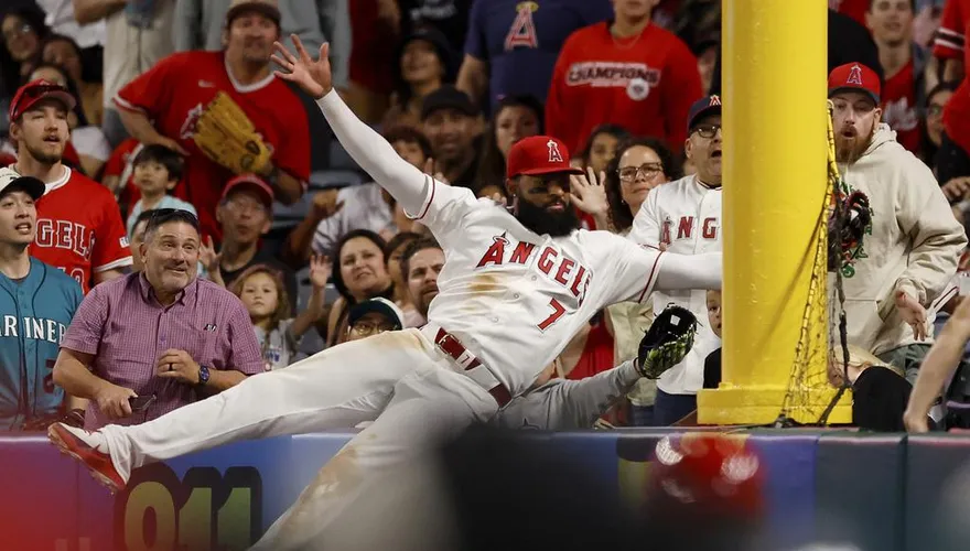 MLB/太狂！天使球星單場3度沒收全壘打　1比0險勝水手