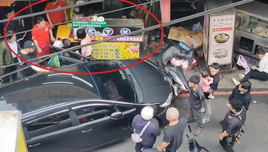 獨家/基隆嚴重車禍是毒駕！遭撞店家老闆女兒曝「爸爸幸運躲死劫」