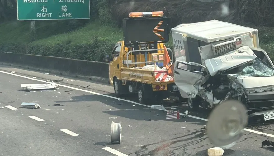 疑精神不濟釀禍！國1寶山路段4大小車追撞　4傷送醫