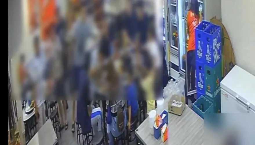 影/小朋友面前下重手！北市熱炒店喋血「2人緊急送醫」