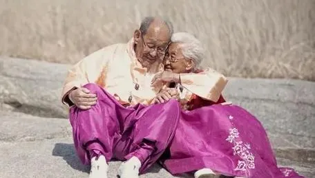 《我的愛，別渡過那條河》101歲奶奶逝世　導演不捨喊：和爺爺團聚了