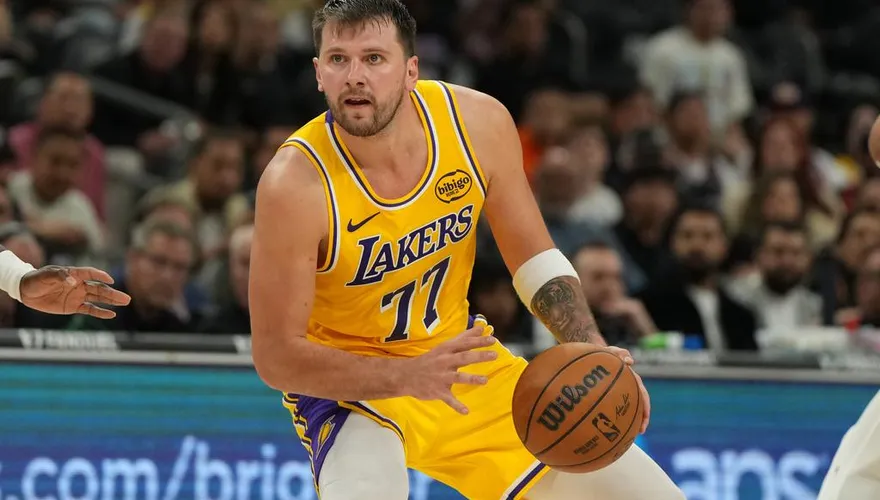 NBA/東契奇返斯洛維尼亞陪伴女兒　下階段治療後與湖人會合