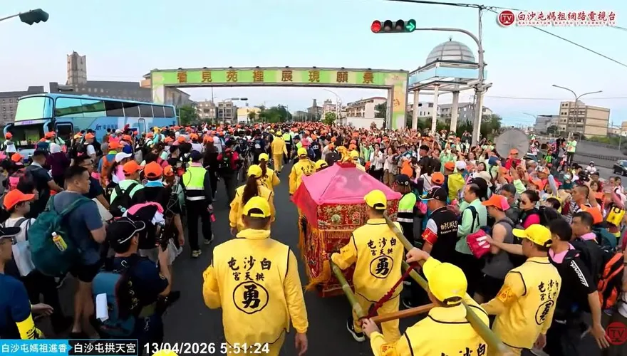 白沙屯媽祖起駕！率逾46萬香燈腳展開8天7夜進香行
