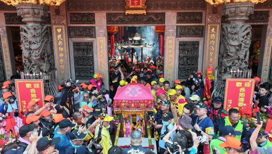白沙屯媽祖進香首日急診爆滿　醫曝「染Ａ流還想去」恐掀傳染潮
