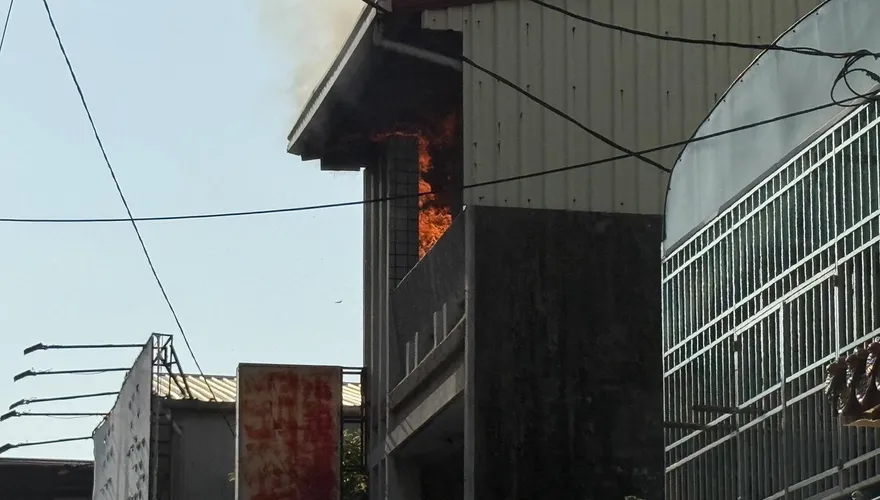 台南北區民宅傳火警！　驚見「絕版漫畫」堆滿屋