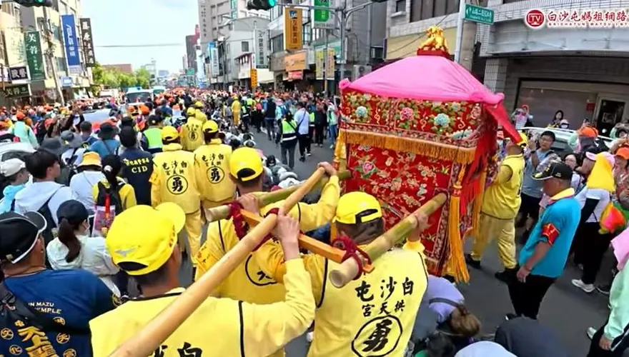 白沙屯媽祖進香為何要花700元報名？　命理師：姓名登記疏文