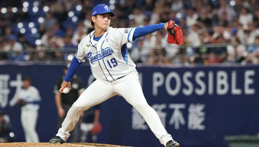 中職勝投怪盜又發威！　富邦悍將教頭談張奕玄學：要多用