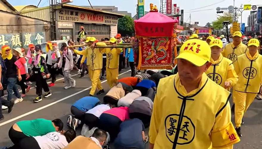 夫結紮仍喜獲第三胎！白沙屯媽祖夢中預告「男寶寶」成真