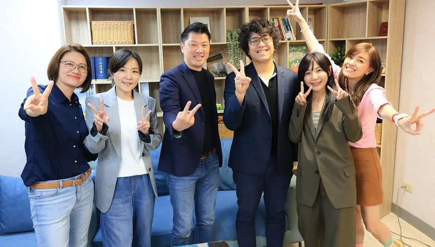 備戰台北市長？沈伯洋拜會綠營議員：持續專心研究市政