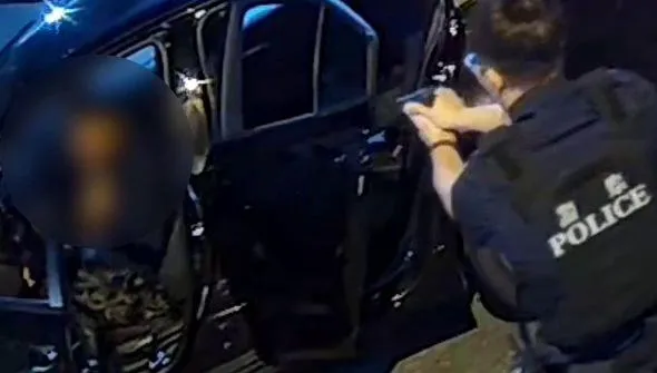 影/花蓮「持刀架脖拒捕」超硬場面！狂男租車不還逃107k落網