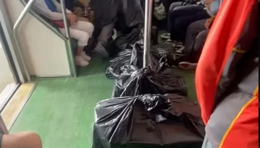 「黑袋魔人」8行李塞爆車廂癱瘓台鐵！大媽喊：不准碰我東西