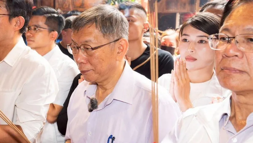 鎮瀾宮神秘會談！柯文哲與顏清標關門聊20分鐘