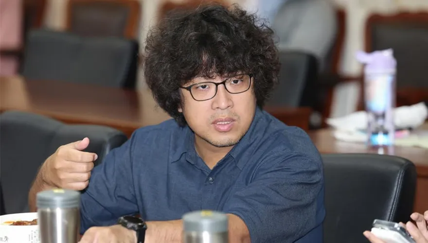 卡神開撕曹興誠！怒挖大罷免「32：0」慘敗史：嫌綠營剩5縣市太多嗎