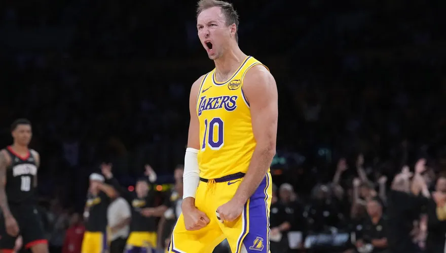 NBA/被肯禿射爆輸球還嘴硬？火箭主帥：我們在很多方面都贏湖人