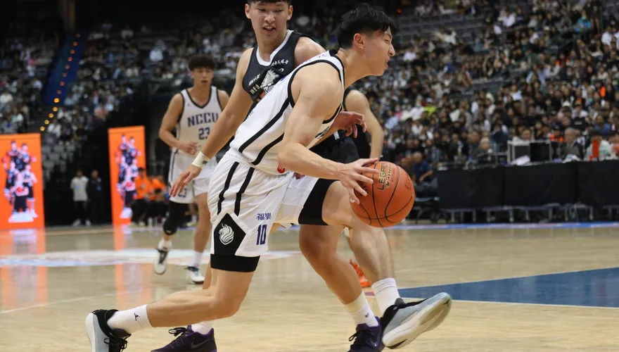 UBA/跨季74連勝！無敵政大狂勝國體大42分　完成6連霸