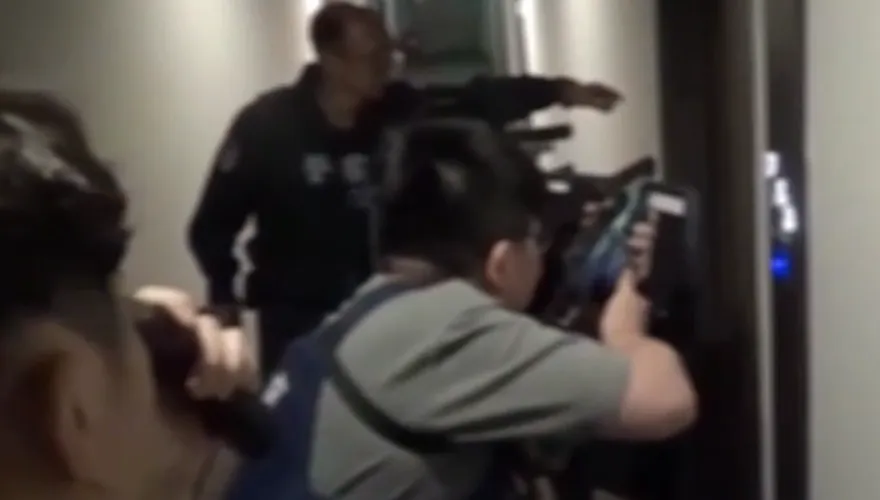影/雲林男和朋友互嗆竟連開2槍！　警全副武裝三重逮人
