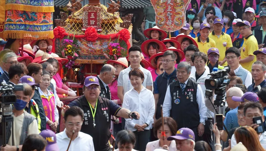 全台歷史最悠久205年！台中旱溪媽祖起駕　盧秀燕「三進三退」神技曝