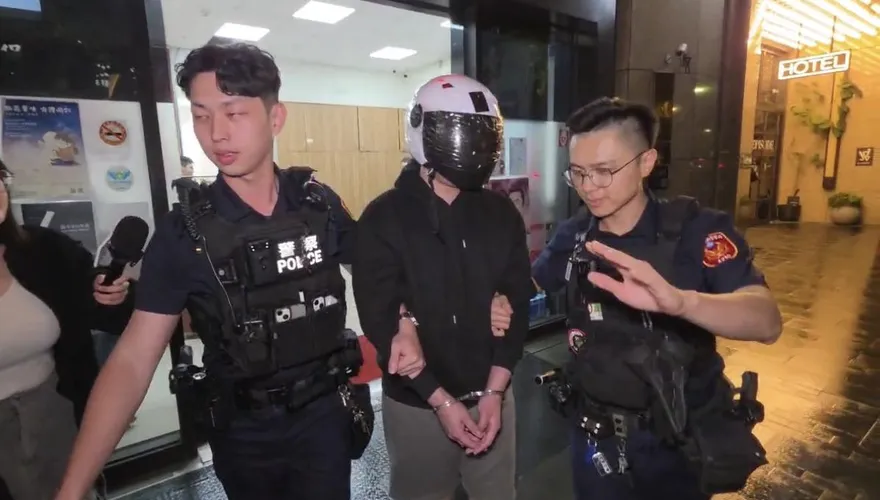 德撲冠軍持BB槍假手榴彈搶銀行　檢方複訊後聲押獲准