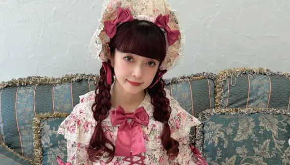 日女模吃居酒屋「被查證件」　她喜孜孜：我都40多歲了
