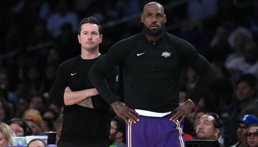 NBA/湖人2球員遭逐出場！主帥瑞迪克超問號　詹皇痛批有夠瞎