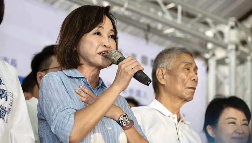 告別式要求與家屬拍照、拜票？指控者突喊「不好意思」我家跟柯志恩熟識也非告別式！