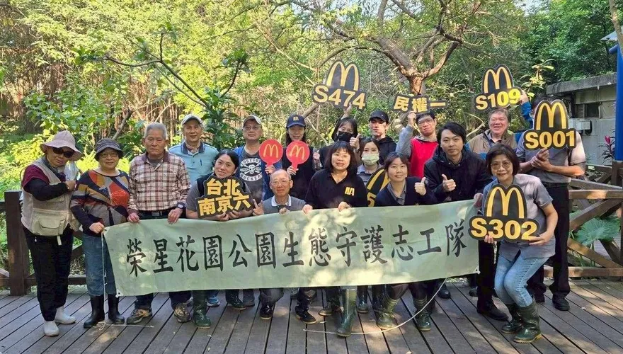 夢幻夏夜限定！ 台北榮星花園點點螢光再現