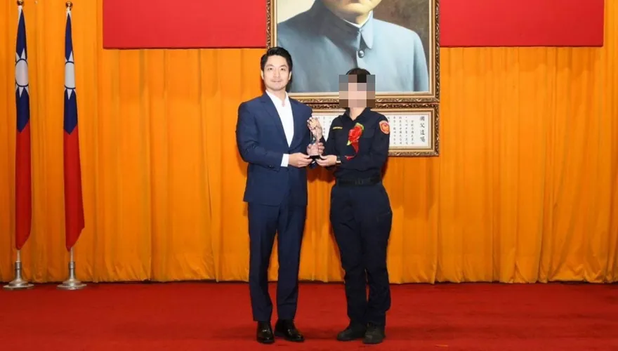 女警官陳芊雯產後血崩不治　今解剖夫悲慟現身