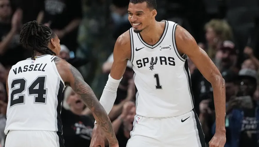 NBA/文班亞馬雙十！福克斯末節爆發　馬刺晉級西區4強