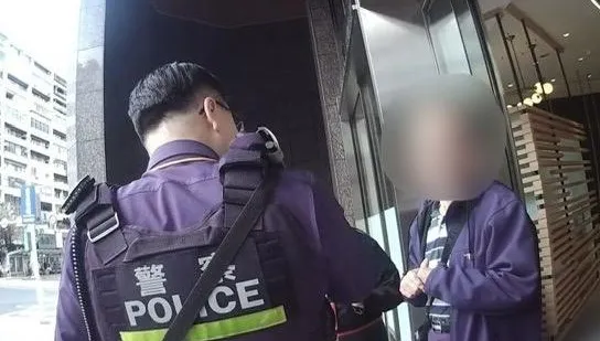 影/假骨科名醫線上賣「特效中藥」　北市男險噴80萬